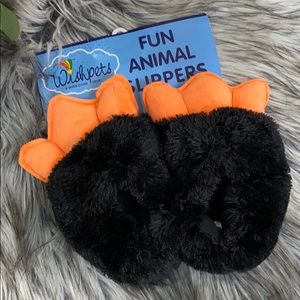 6/$25 Fun animal slippers